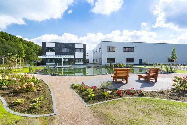 Aussenansicht Bürokomplex - Produktivitätssteigerung durch automatisierte Belegerfassung