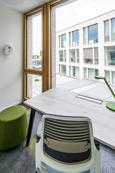 Kreativer Einzelarbeitsplatz für fokussiertes arbeiten