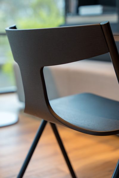 Das Work Café - Mittelpunkt im Neubau am Standort Gießen