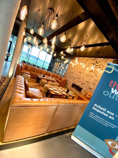 Gemütliche Sofalandschaft im Bonfire Borken